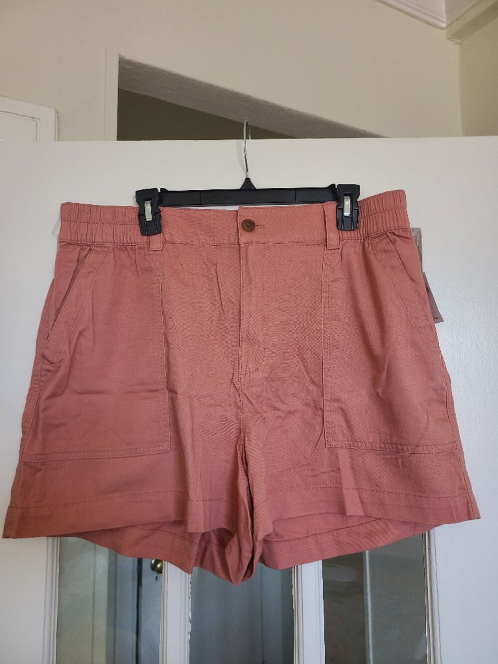 NWT Gap High Rise Utility Short, very soft